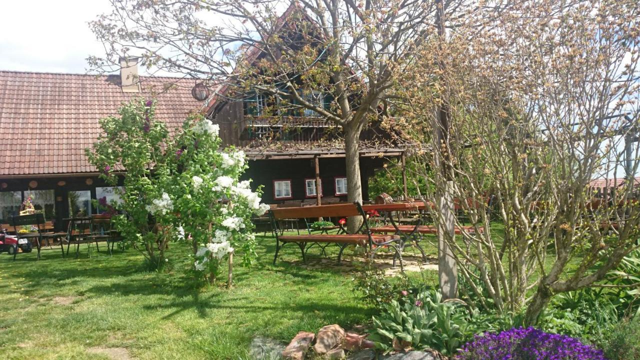 Gaestehaus Der Gamser Winzerstube Bad Gams Esterno foto