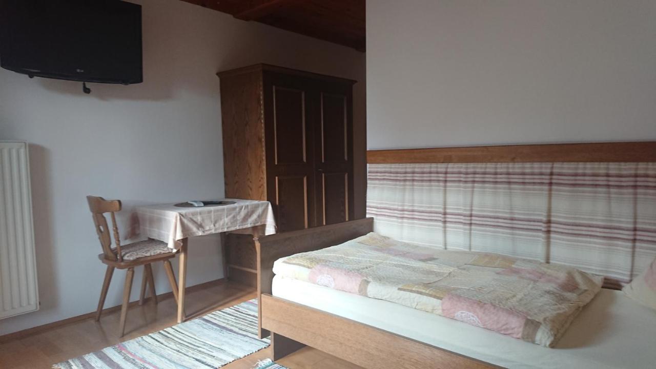 Gaestehaus Der Gamser Winzerstube Bad Gams Esterno foto